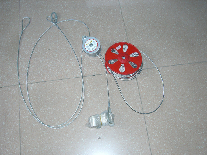 救生(shēng)緩降器(qì)